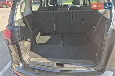 Минивэн Opel Zafira Tourer 2012 в 