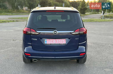 Минивэн Opel Zafira Tourer 2014 в 