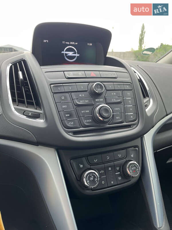 Минивэн Opel Zafira Tourer 2016 в Иршаве
