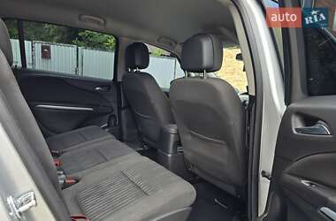 Минивэн Opel Zafira Tourer 2016 в 