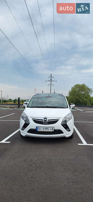 Мінівен Opel Zafira Tourer 2013 в Чернігові
