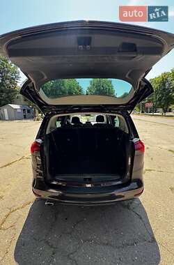 Минивэн Opel Zafira Tourer 2012 в 