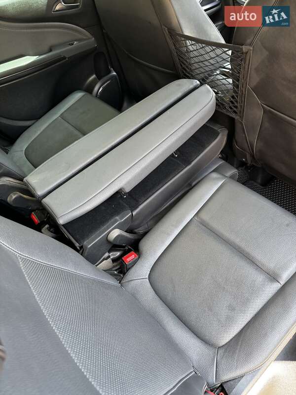 Минивэн Opel Zafira Tourer 2012 в Подольске