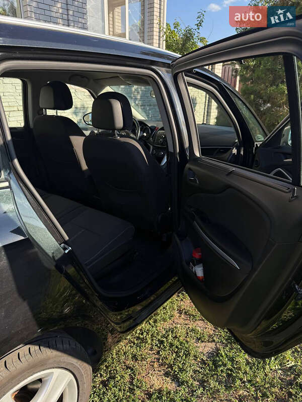 Мінівен Opel Zafira Tourer 2012 в Лозовій фото 20 Мінівен Opel Zafira Tourer 2012 в Лозовій