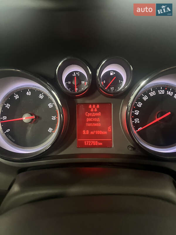 Минивэн Opel Zafira Tourer 2011 в Днепре