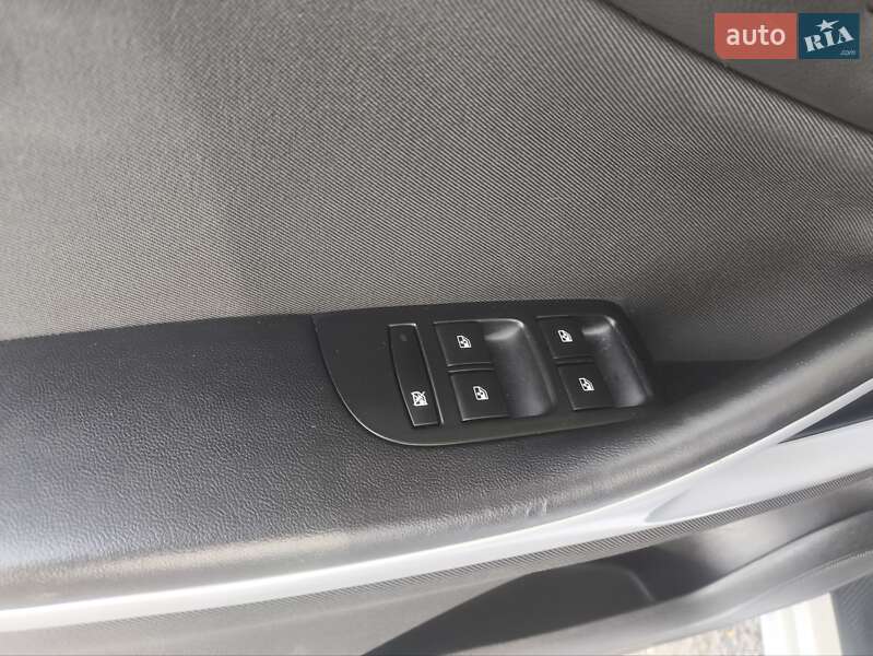 Минивэн Opel Zafira Tourer 2015 в Стрые