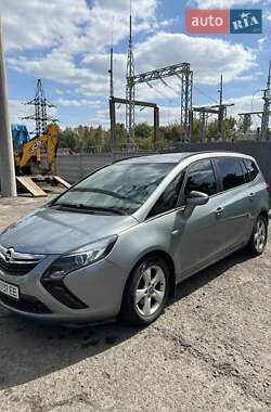 Минивэн Opel Zafira Tourer 2013 в 