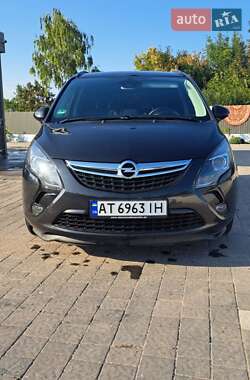 Минивэн Opel Zafira Tourer 2016 в Городенке