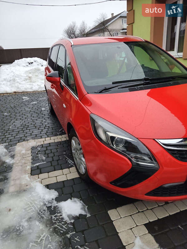 Мінівен Opel Zafira Tourer 2012 в Івано-Франківську
