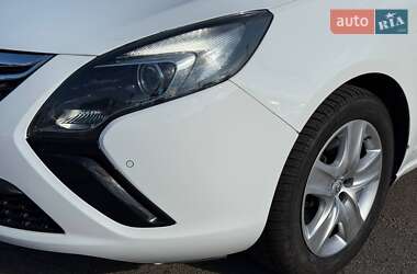 Минивэн Opel Zafira Tourer 2015 в 