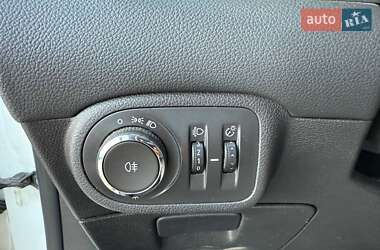 Минивэн Opel Zafira Tourer 2015 в 