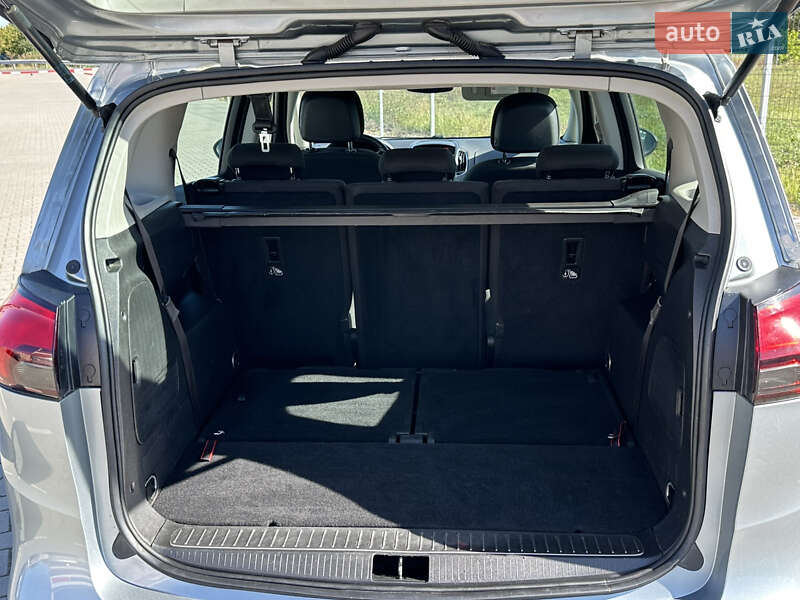 Мінівен Opel Zafira Tourer 2012 в Нововолинську