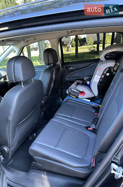 Минивэн Opel Zafira Tourer 2014 в 