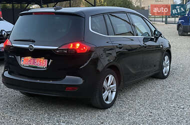 Минивэн Opel Zafira Tourer 2017 в 