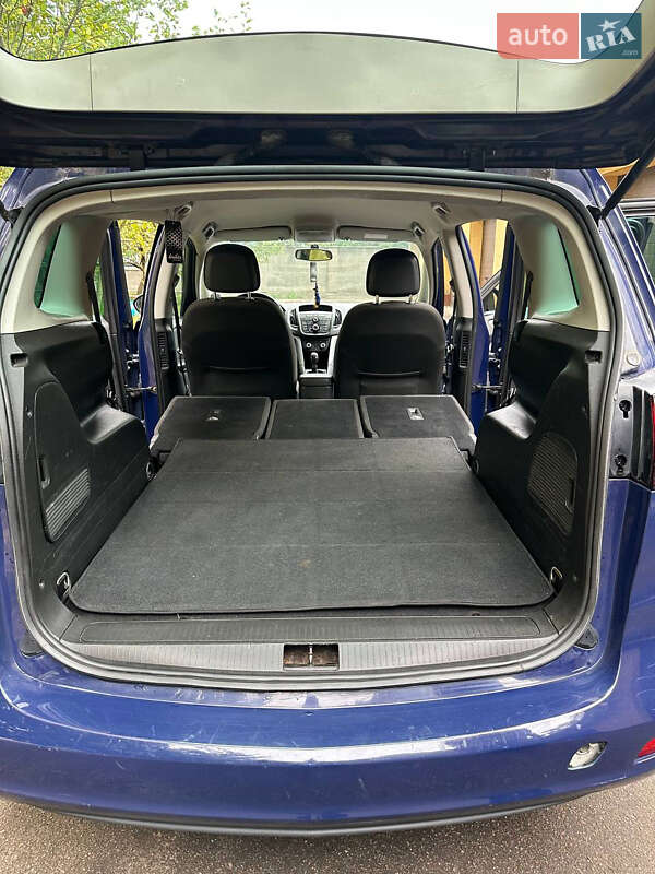 Мінівен Opel Zafira Tourer 2013 в Рівному