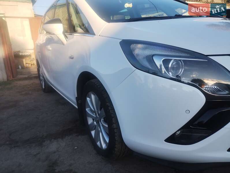 Мінівен Opel Zafira Tourer 2016 в Харкові фото 5 Мінівен Opel Zafira Tourer 2016 в Харкові