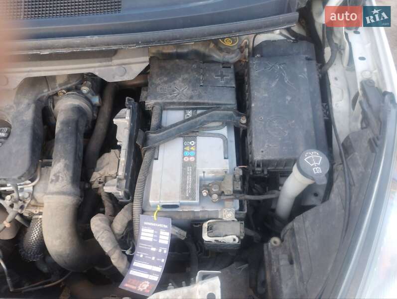 Мінівен Opel Zafira Tourer 2016 в Харкові фото 10 Мінівен Opel Zafira Tourer 2016 в Харкові