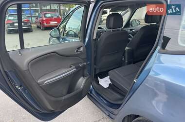 Минивэн Opel Zafira Tourer 2012 в 