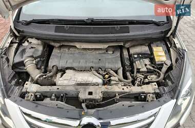 Минивэн Opel Zafira Tourer 2014 в 