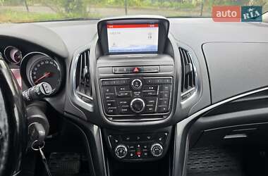 Минивэн Opel Zafira Tourer 2015 в 