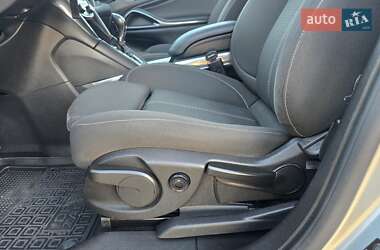 Минивэн Opel Zafira Tourer 2015 в 