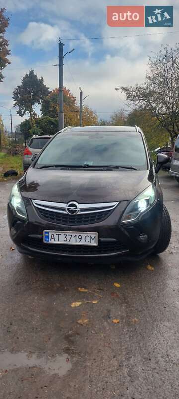 Мінівен Opel Zafira Tourer 2014 в Івано-Франківську фото 2 Мінівен Opel Zafira Tourer 2014 в Івано-Франківську