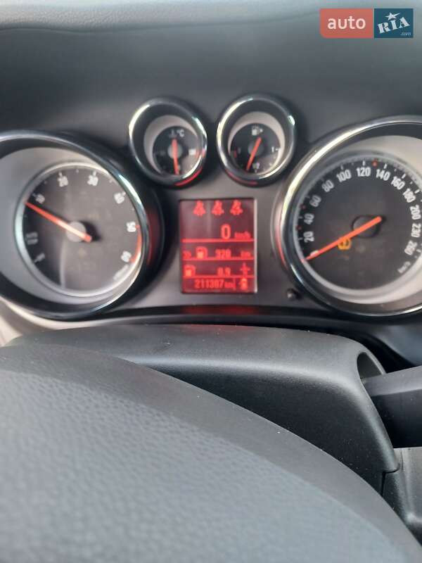 Мінівен Opel Zafira Tourer 2014 в Тернополі фото 5 Мінівен Opel Zafira Tourer 2014 в Тернополі