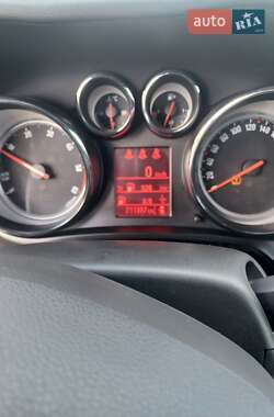 Минивэн Opel Zafira Tourer 2014 в 
