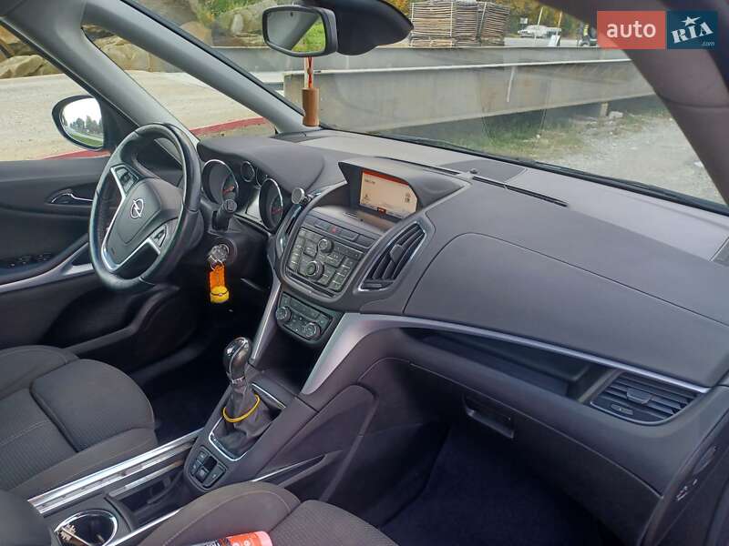 Мінівен Opel Zafira Tourer 2014 в Тернополі фото 9 Мінівен Opel Zafira Tourer 2014 в Тернополі