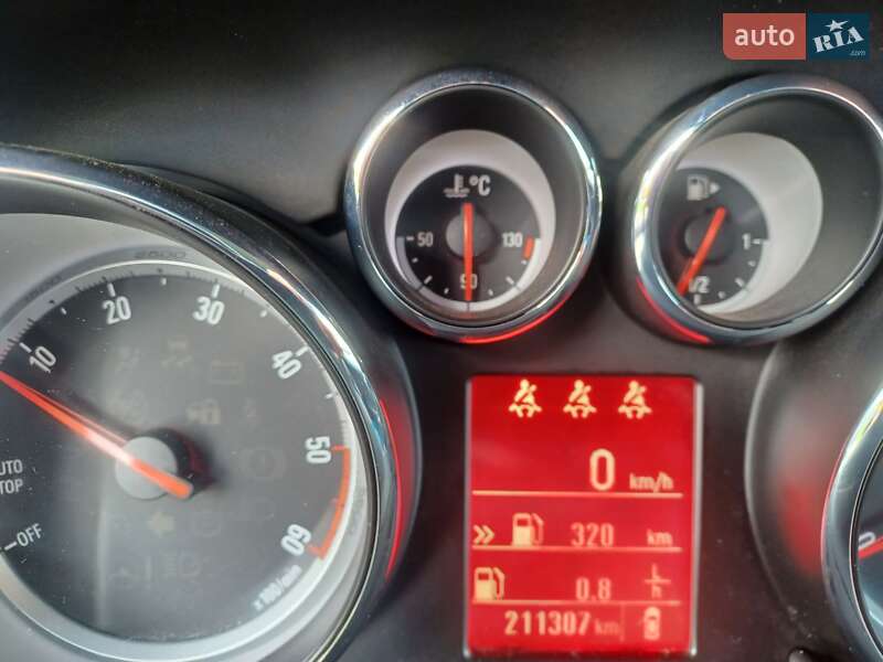 Мінівен Opel Zafira Tourer 2014 в Тернополі фото 12 Мінівен Opel Zafira Tourer 2014 в Тернополі