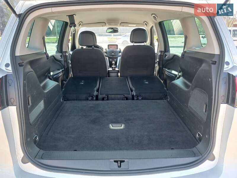 Мінівен Opel Zafira Tourer 2015 в Черкасах фото 3 Мінівен Opel Zafira Tourer 2015 в Черкасах