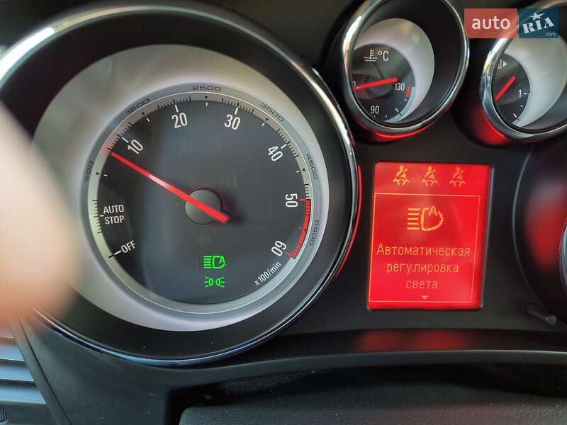 Мінівен Opel Zafira Tourer 2013 в Рівному фото 44 Мінівен Opel Zafira Tourer 2013 в Рівному
