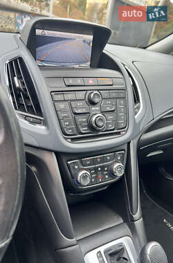 Минивэн Opel Zafira Tourer 2013 в 