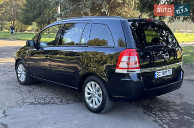 Мінівен Opel Zafira Tourer 2013 в 