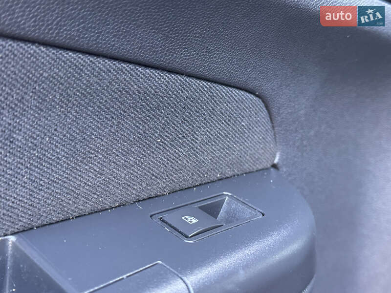 Минивэн Opel Zafira Tourer 2013 в Ровно