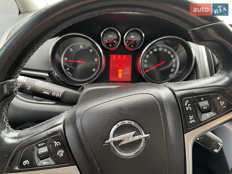 Минивэн Opel Zafira Tourer 2014 в Днепре фото 15 Минивэн Opel Zafira Tourer 2014 в Днепре