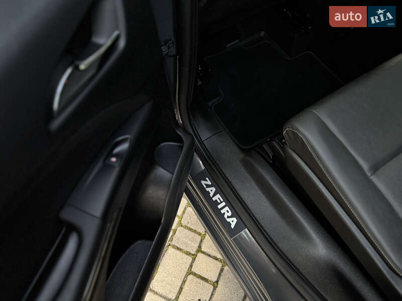 Минивэн Opel Zafira Tourer 2016 в Луцке фото 21 Минивэн Opel Zafira Tourer 2016 в Луцке