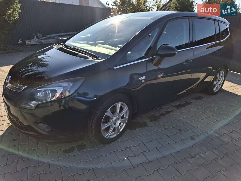 Мінівен Opel Zafira Tourer 2014 в Тернополі