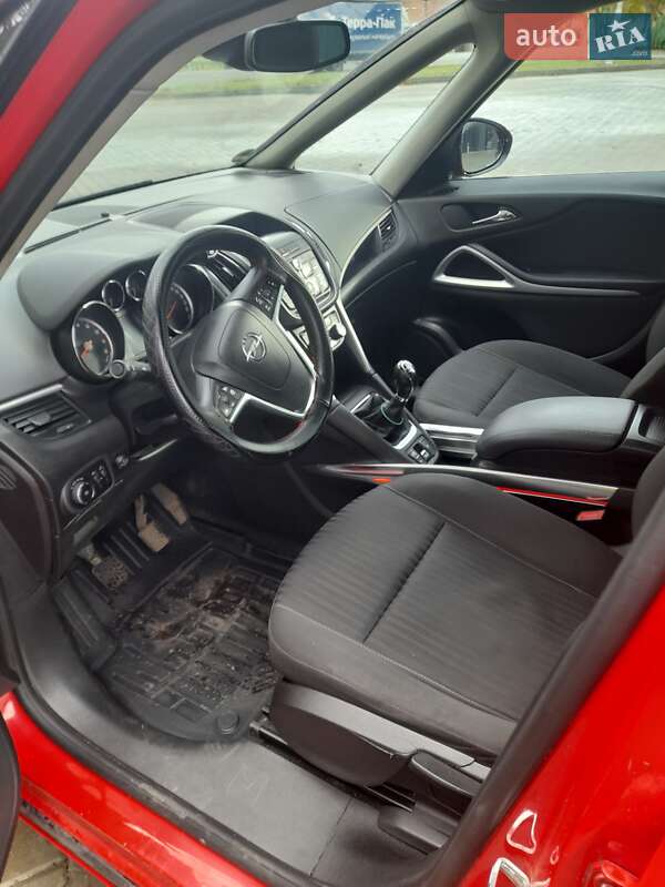 Мінівен Opel Zafira Tourer 2012 в Тернополі фото 7 Мінівен Opel Zafira Tourer 2012 в Тернополі