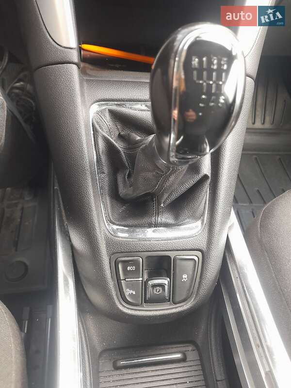 Мінівен Opel Zafira Tourer 2012 в Тернополі фото 12 Мінівен Opel Zafira Tourer 2012 в Тернополі