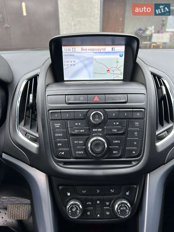 Минивэн Opel Zafira Tourer 2012 в Кропивницком фото 14 Минивэн Opel Zafira Tourer 2012 в Кропивницком