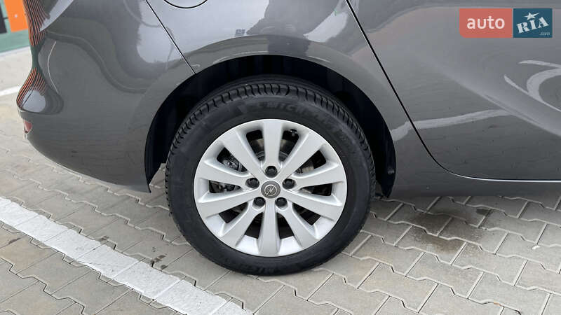 Мінівен Opel Zafira Tourer 2012 в Вінниці
