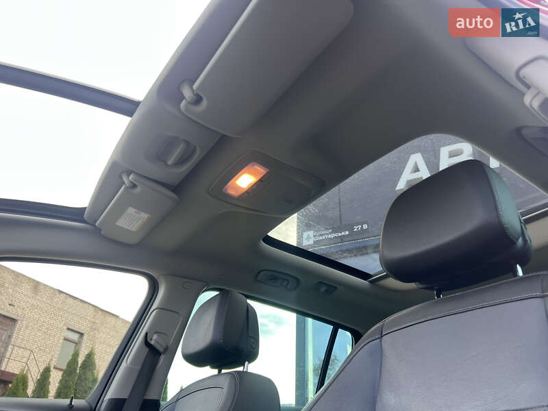 Минивэн Opel Zafira Tourer 2012 в Нововолынске