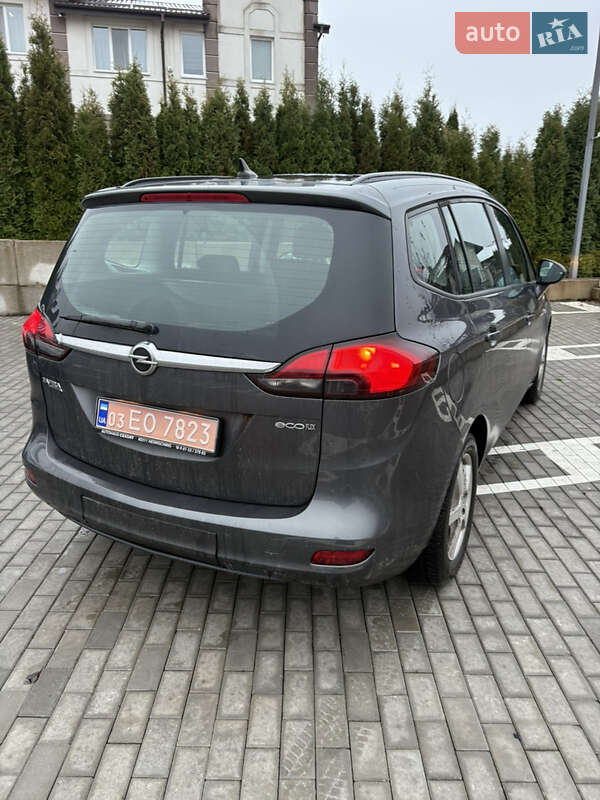 Минивэн Opel Zafira Tourer 2012 в Ровно