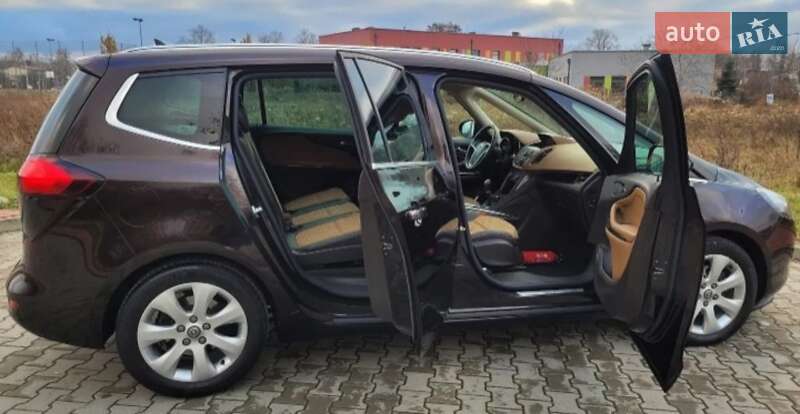 Минивэн Opel Zafira Tourer 2012 в Полтаве фото 15 Минивэн Opel Zafira Tourer 2012 в Полтаве