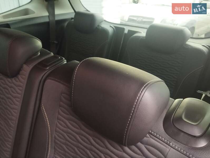 Мінівен Opel Zafira Tourer 2012 в Кривому Розі