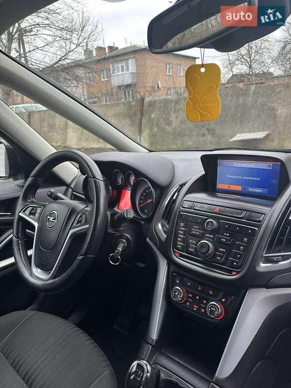 Мінівен Opel Zafira Tourer 2012 в Хоролі