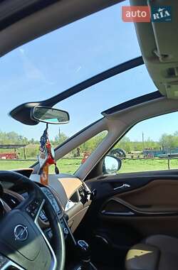 Минивэн Opel Zafira Tourer 2013 в Жовкве