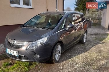 Минивэн Opel Zafira Tourer 2014 в Стрые