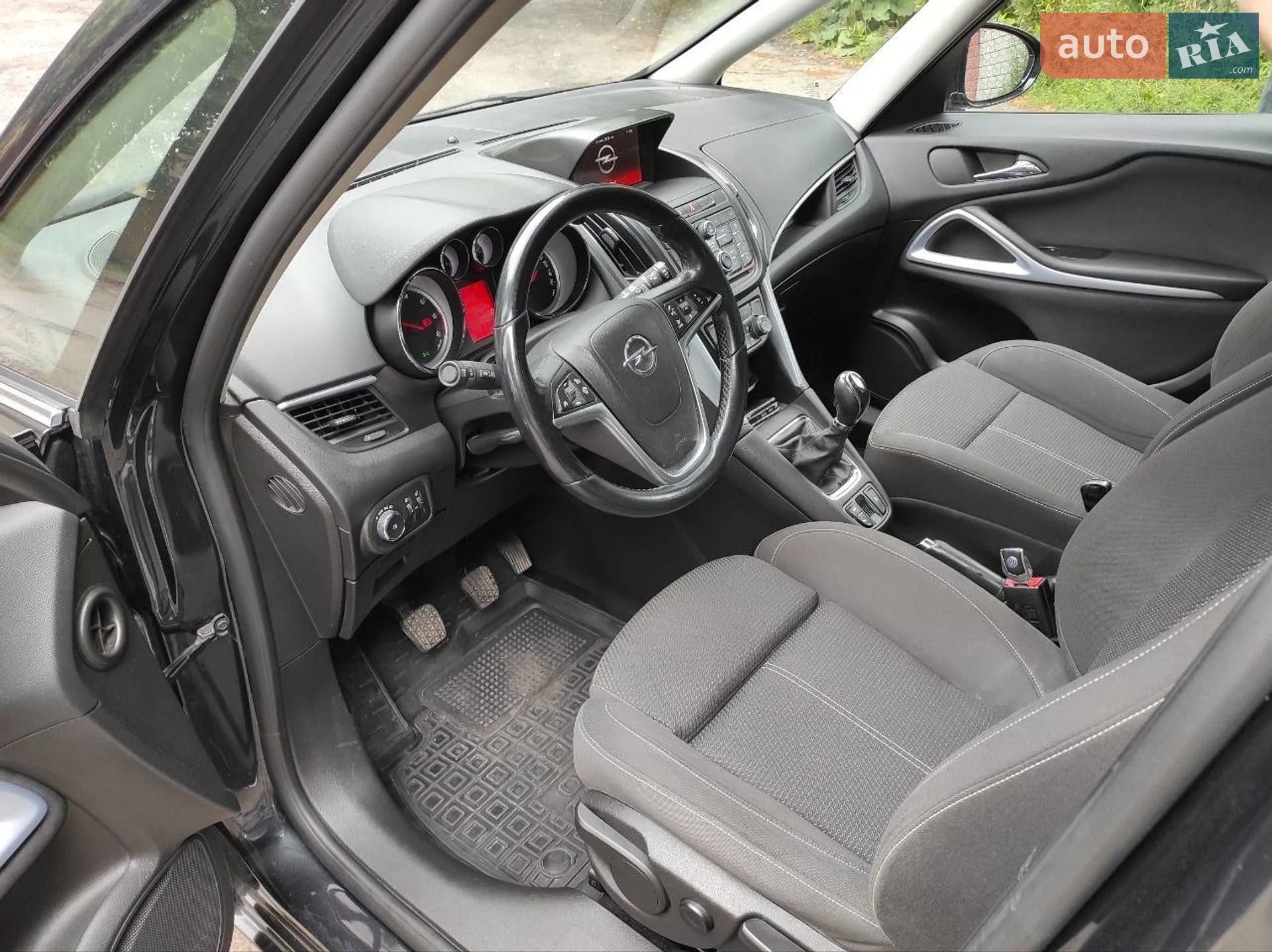 2015 Opel Zafira - мініатюра 21